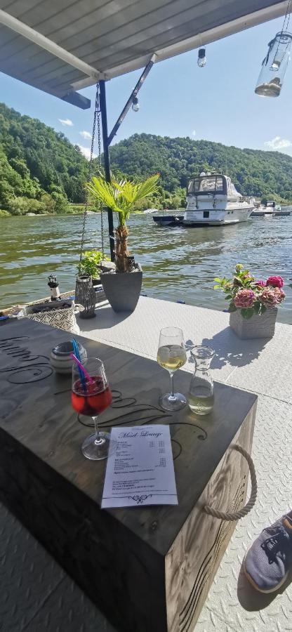Appartamento Auszeit Rhein-Mosel Waldesch Esterno foto